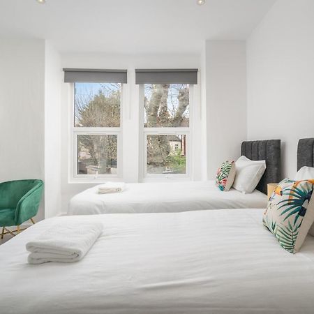 London Selwyn Road Studios ภายนอก รูปภาพ